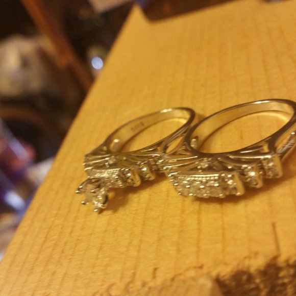 WHITE TOPAZ 2 PIECE RING SET SIZE 7 3/4 - Picture 15 of 15